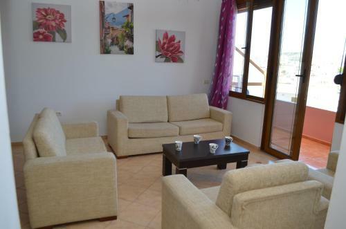 Doni Apartments