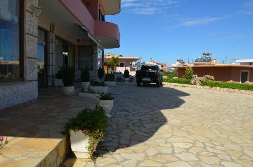 Doni Apartments