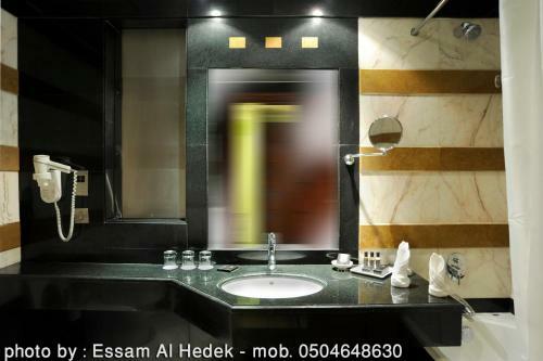 Leader Al Muna Kareem Hotel