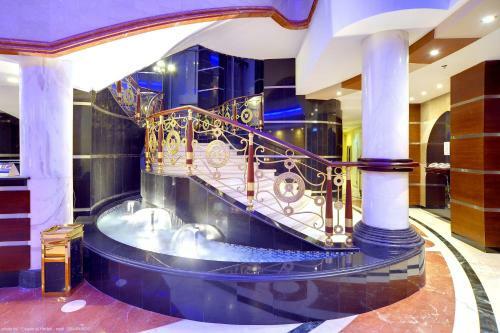 Leader Al Muna Kareem Hotel