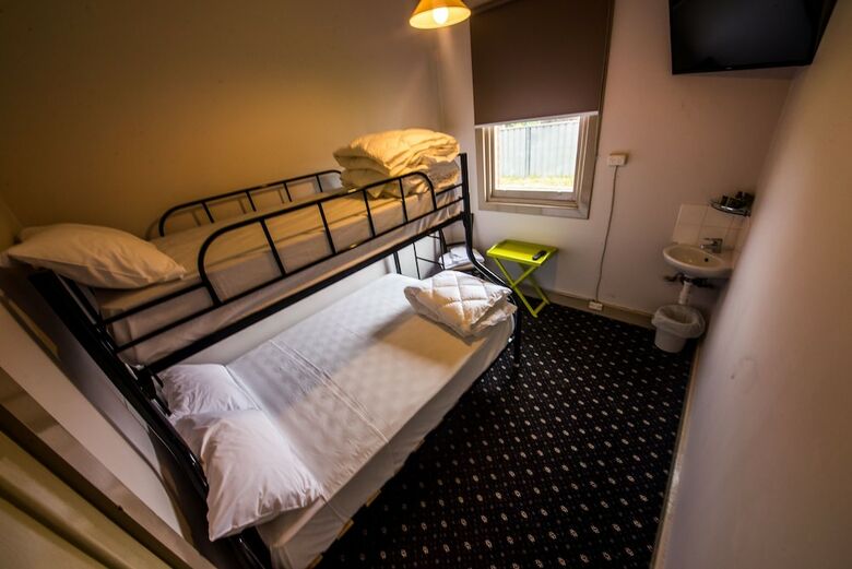 Hotel Rooms At Carboni's