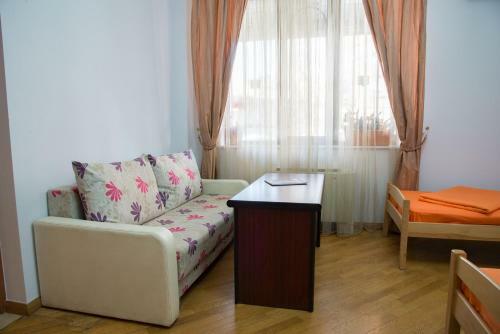 Umba Hostel & Tours