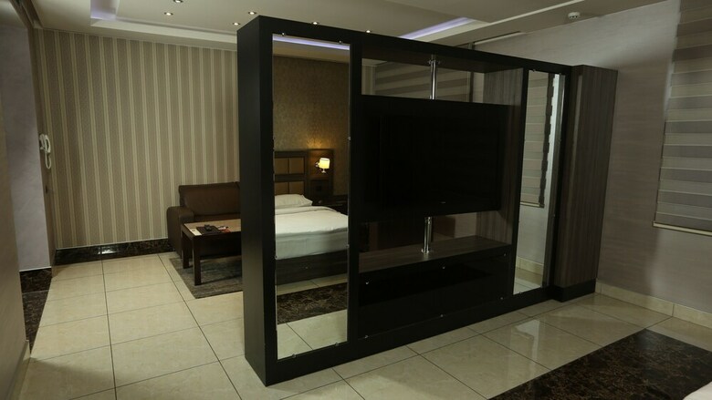Avan Plaza Hotel