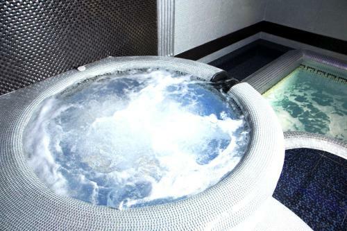 Hotel Roma & Tours