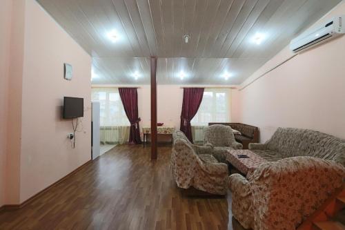Ed's Apartament 2