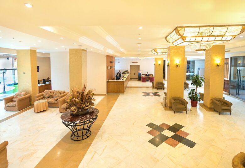 Ani Plaza Hotel