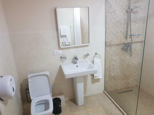 Aparthotel Cross Apartments And Tours