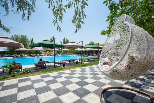 Aparthotel Cross Apartments And Tours