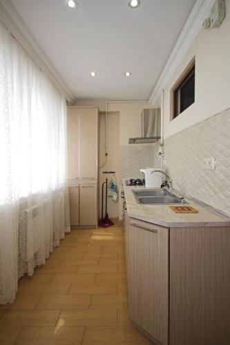 Apartment On Vagharshyan 3
