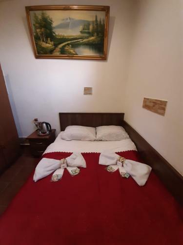 Old Yerevan Hostel And Tours