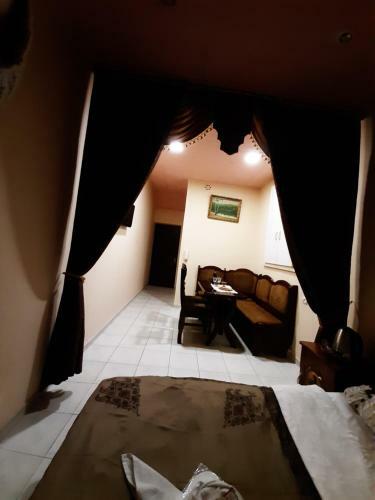 Old Yerevan Hostel And Tours