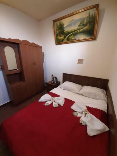 Old Yerevan Hostel And Tours