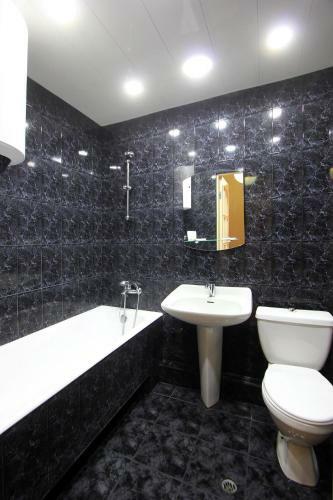Swan Lake Apartment