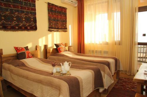 Silk Road Hotel