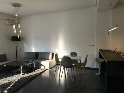 Lenin Apartment