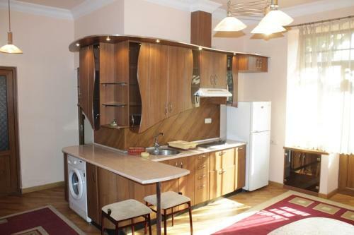 Suite Apartament At Nalbandyan