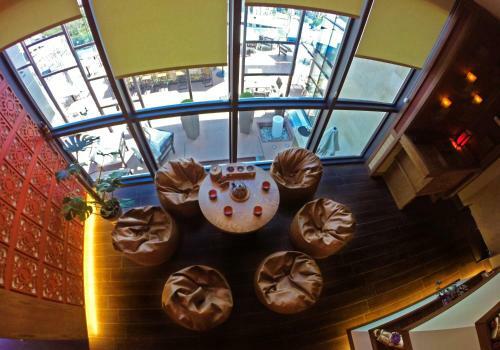 Opera Suite Hotel