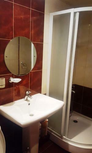Apartment At Republic Square