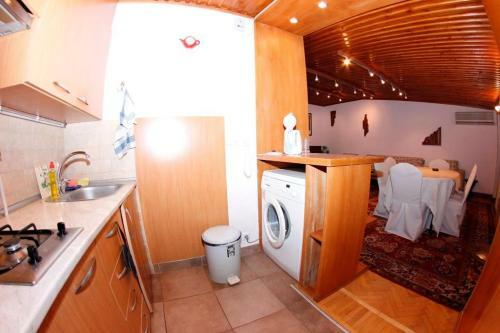 Samuel Apartment