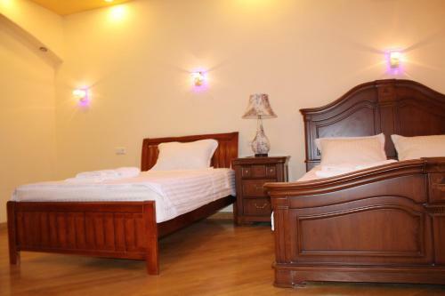 Hotel For You