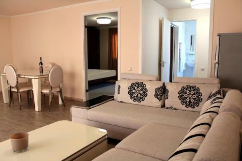 Cross Resort Hotel