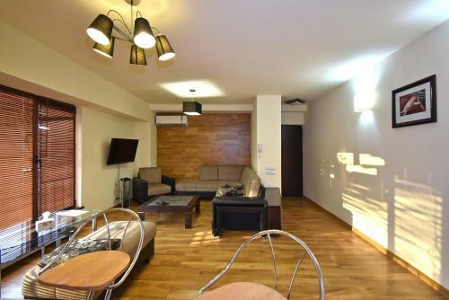 Apartment On Opera House