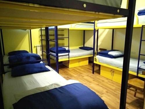 Shat Lav Hostel
