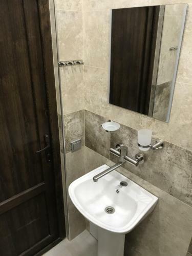 Kaskad Apartment And Tours
