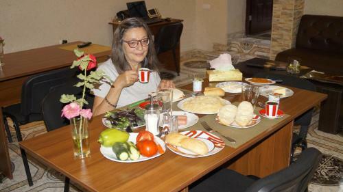 Hostal Komitas Avenue Guest House