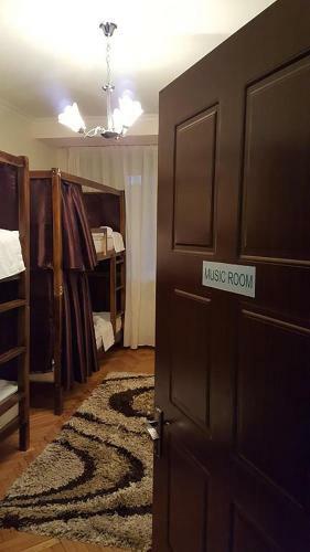Friendship Hostel & Tours