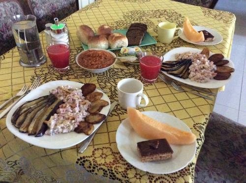 Hostal Bonjour Guest House