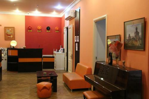 Eder Hostel