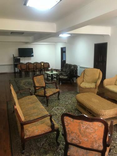 Charents Apartments And Tours