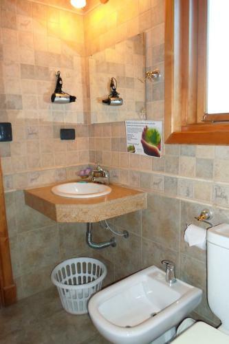 Lodge Caba�as Illihue