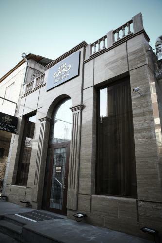 Dreams Hotel