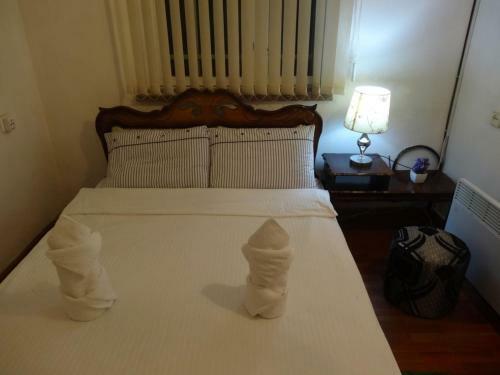 Radiance Hostel And Tours