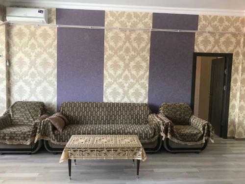 Nikolos Apartments