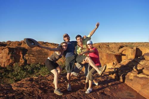 Hotel Kings Canyon Resort