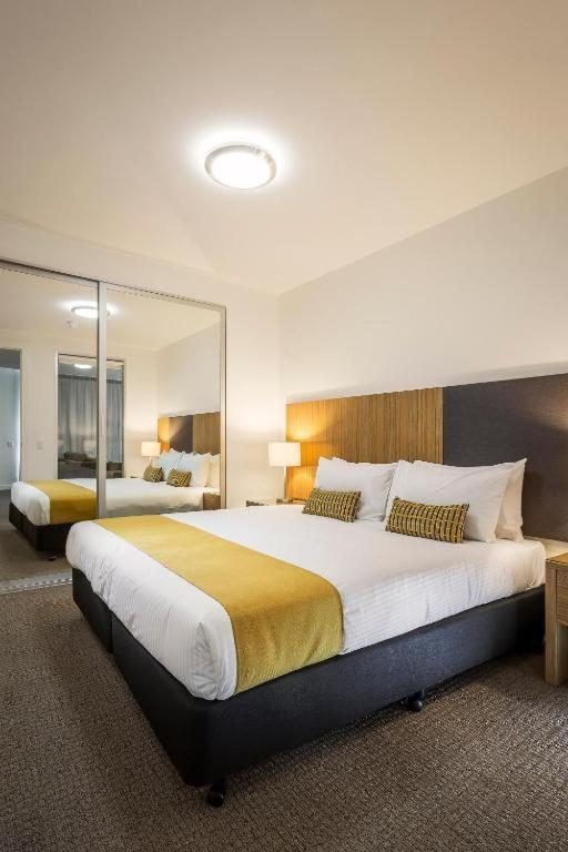 Aparthotel Quest King William South