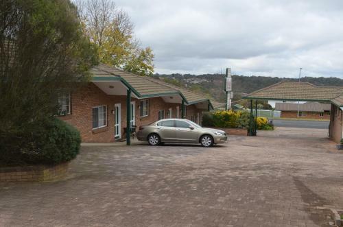 Deer Park Motor Inn