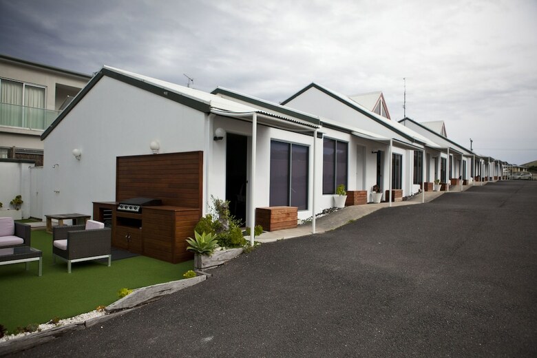 Coastal Motel