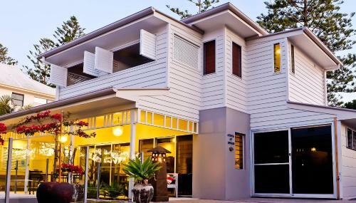 Hostal Aaman & Cinta Luxury Villas