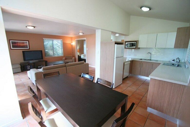 Aparthotel Byron Bay Beachfront Apartments