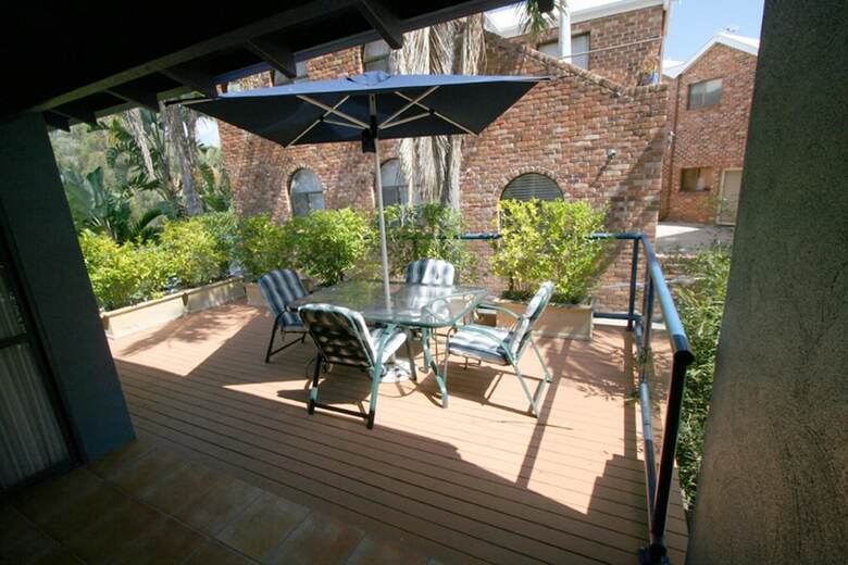 Aparthotel Byron Bay Beachfront Apartments