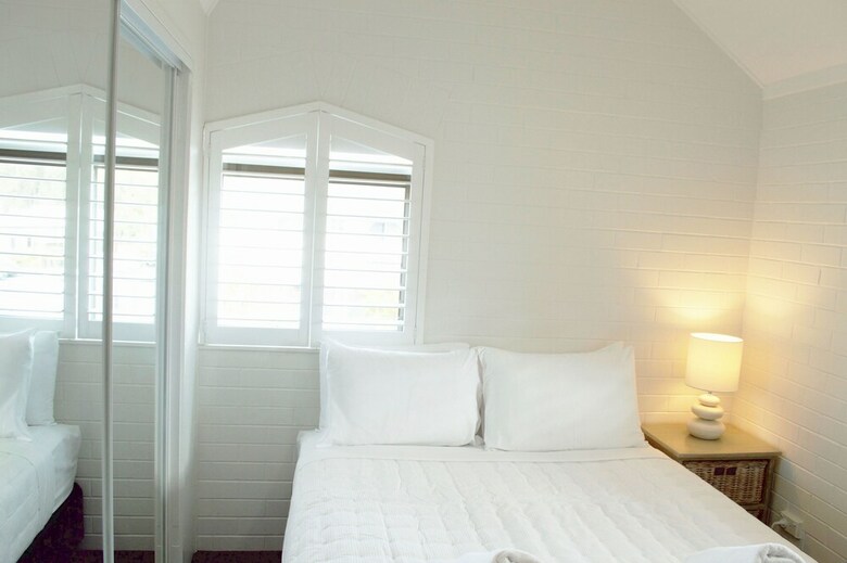Aparthotel Byron Bay Beachfront Apartments