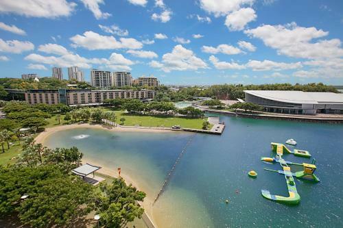 Aparthotel Darwin Waterfront Luxury Suites