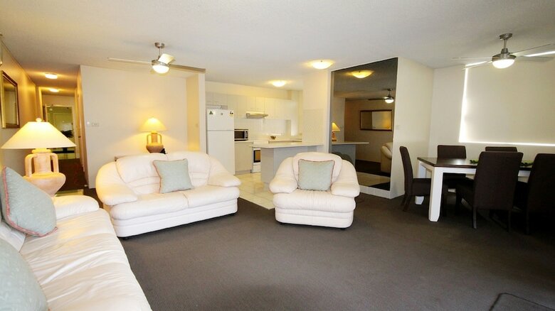 Aparthotel Tradewinds Apartments