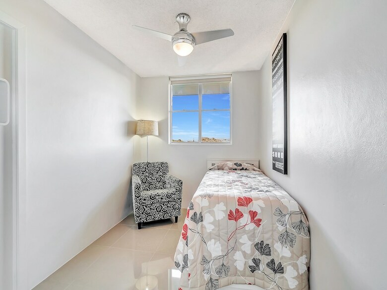 Aparthotel Tradewinds Apartments