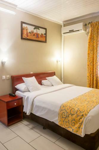Hotel La Falaise Bonanjo
