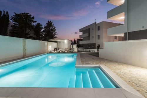 Villa Star 5 Luxury Apartment With A Pool